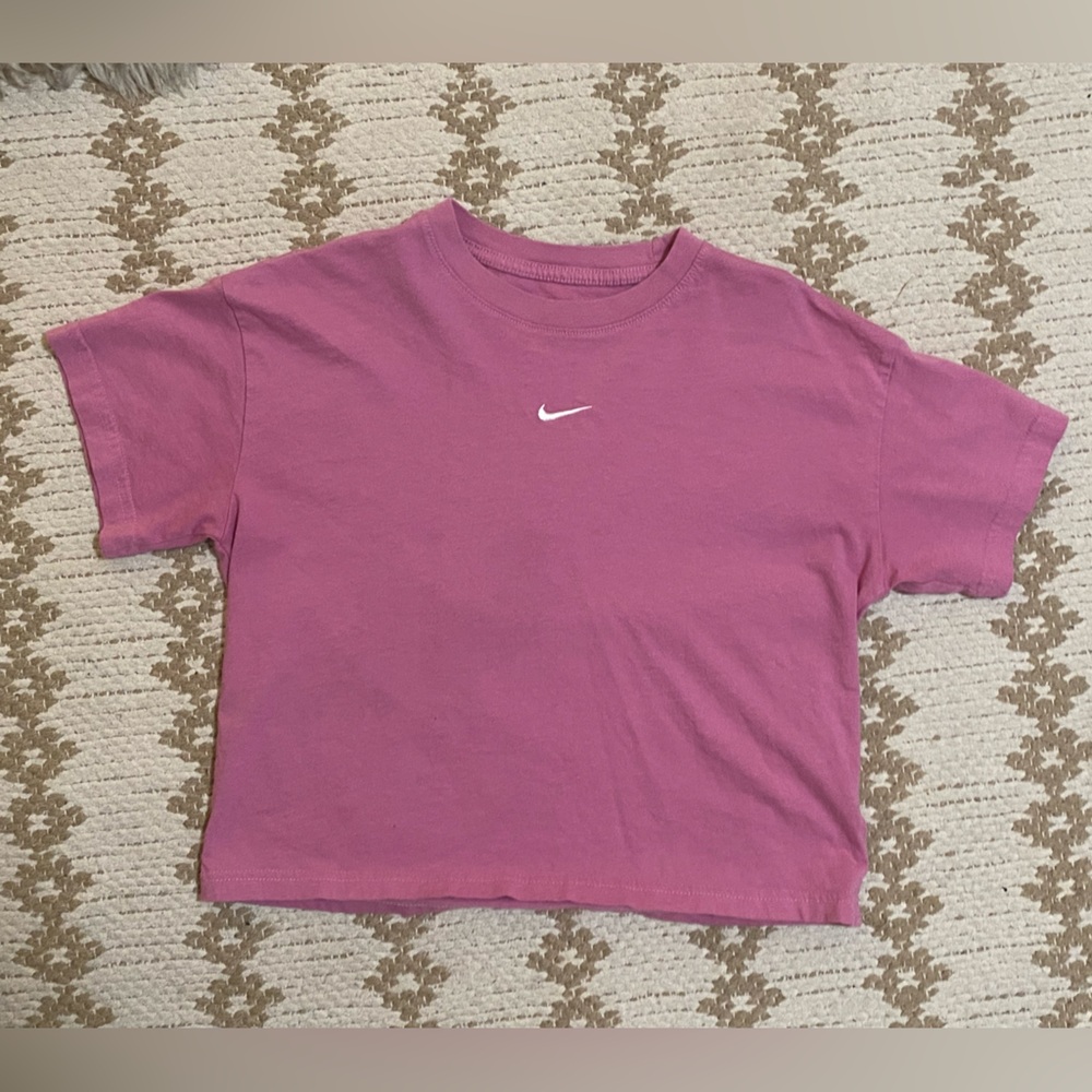 Nike Pink Cropped Tee – “Loose Fit”